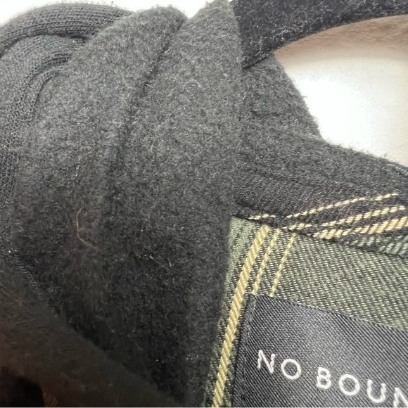 Upcycled Guns N' Roses Sweet Child of God Long Sleeve Hooded Flannel - Picture 5 of 6